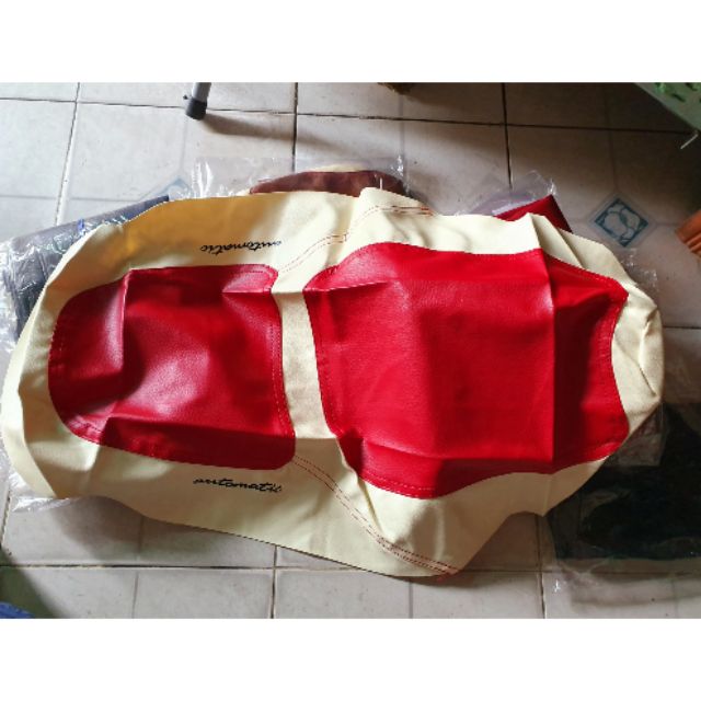[Nhập GTJUN1915185 được 30k xu]Áo yên xe Classico