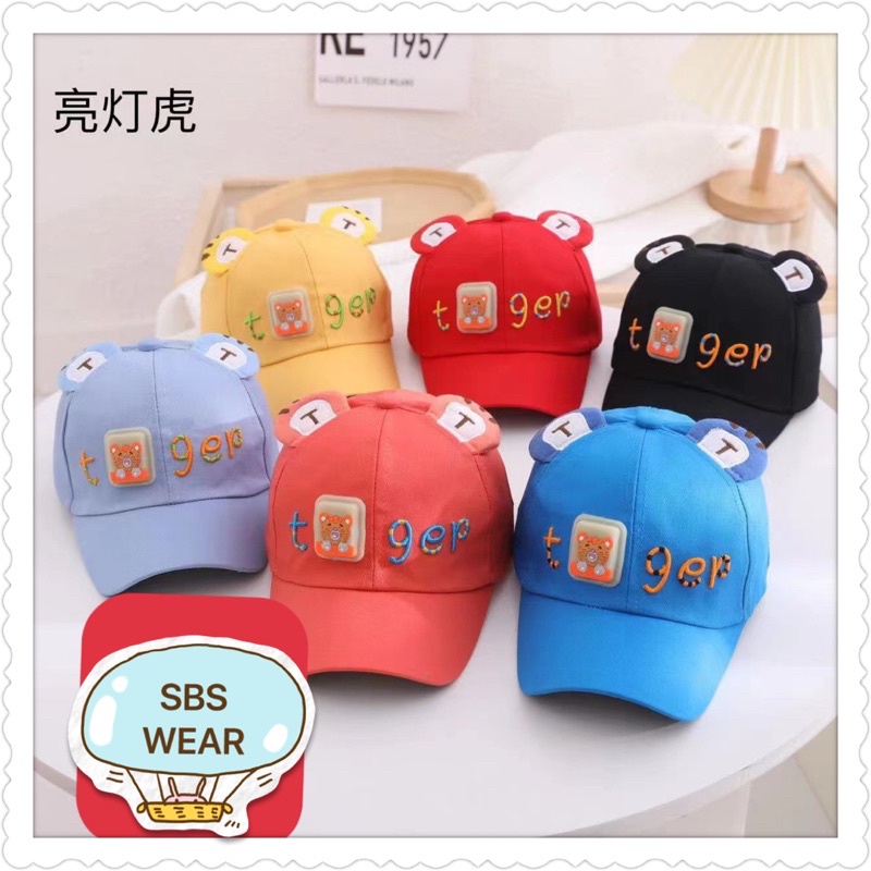 Mũ lưỡi trai thêu chữ hoạ tiết gấu đèn nhấp nháy có tai sừng cho bé trai bé gái , phù hợp 5 tháng - 4 tuổi