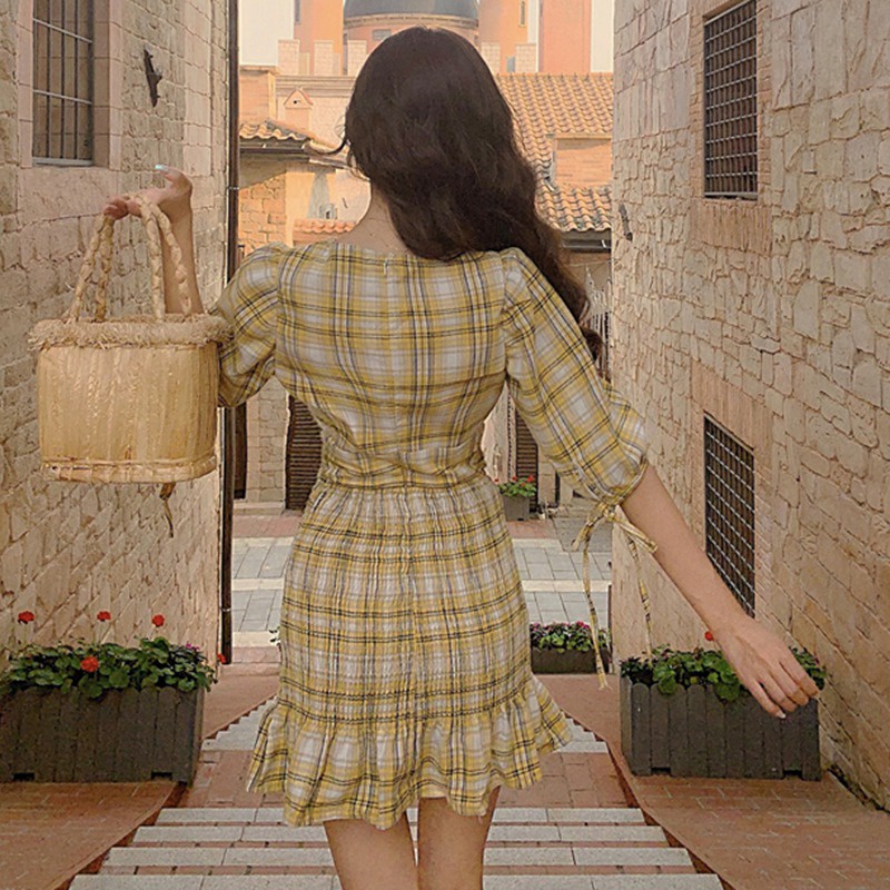 Đầm tay phồng ngắn cổ chữ V ôm dáng họa tiết sọc caro thời trang quyến rũ cho nữ