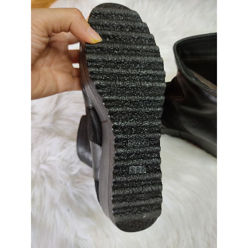 Bốt da bò size 37
