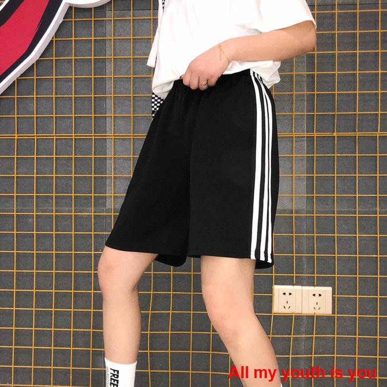 [Spot real shot 💕]quần soóc nữ   2021 Summer INS sports short pants female loose Korean version of the original BF Feng wild couple student wide legs five