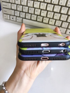 Ốp cún cute lạc lối cho iphoen