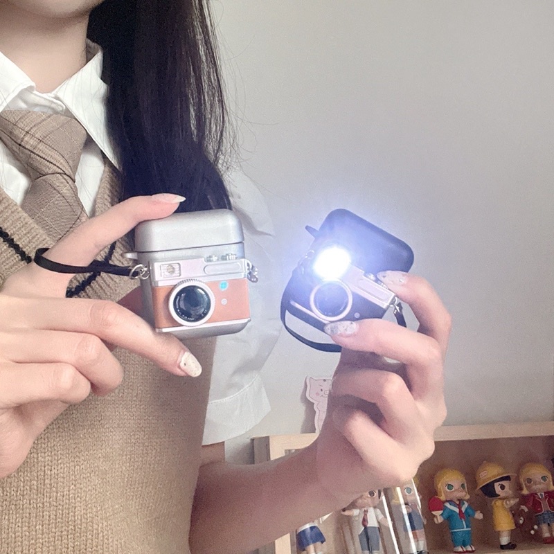 Case Airpod 1/2/Pro/3 Trơn Hình Máy Ảnh Phát Sáng