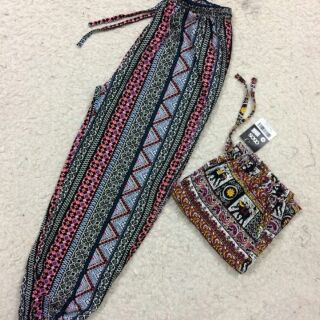 Quần bom bom