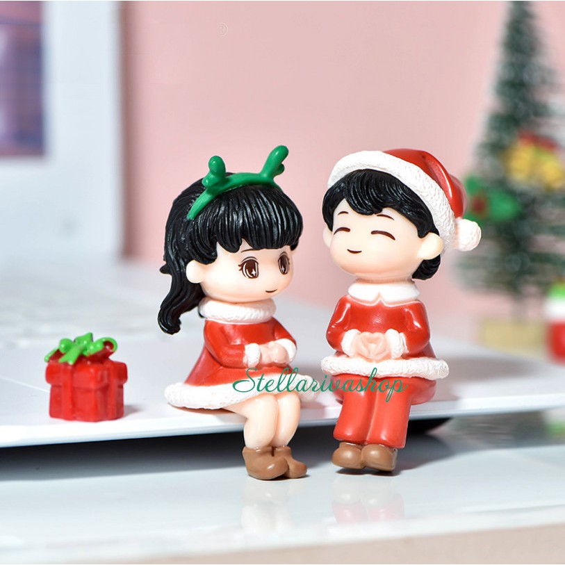 Tượng cặp đôi chú bé, cô bé mặc đồ giáng sinh, trang trí tiểu cảnh noel, terrarium