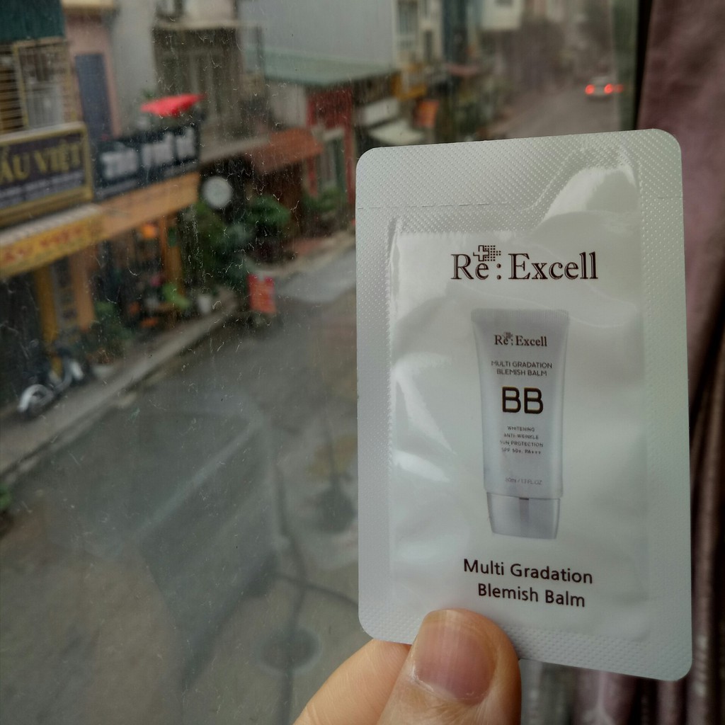 Gói Kem nền Bbcream Re:Excell Multi Gradation Blemish Balm R&B chống nắng, che khuyết điểm và làm kem lót | BigBuy360 - bigbuy360.vn