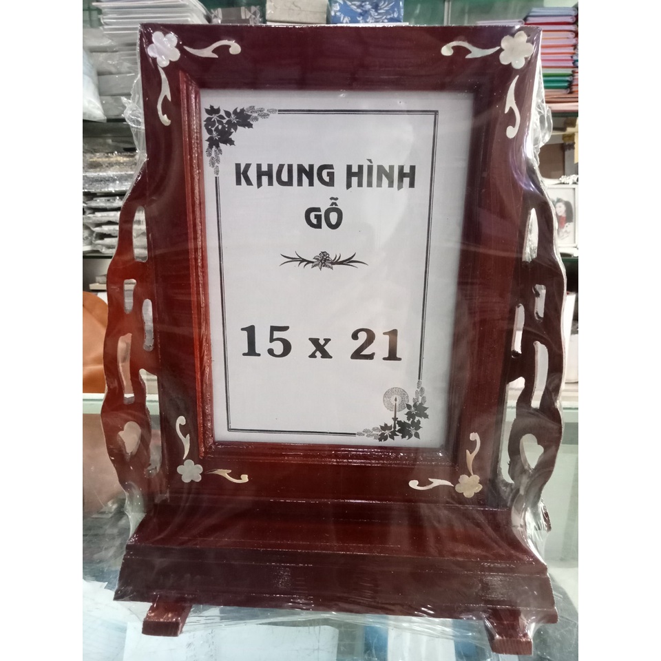 Khung hình thờ có chân 13x18