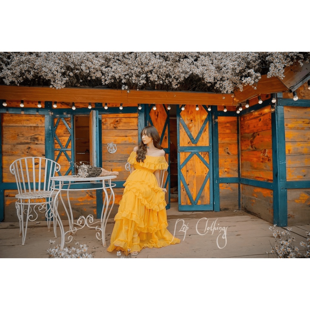 (Free ship) Mẫu Đầm Thiết Kế Hợp Thời Trang --- Đầm Maxi Voan Tầng Trễ Vai Đẹp Y HÌnh UP HHP Fashion