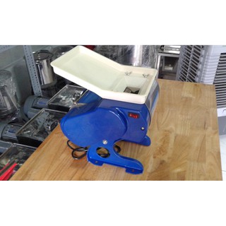 Máy cắt thái thịt bò