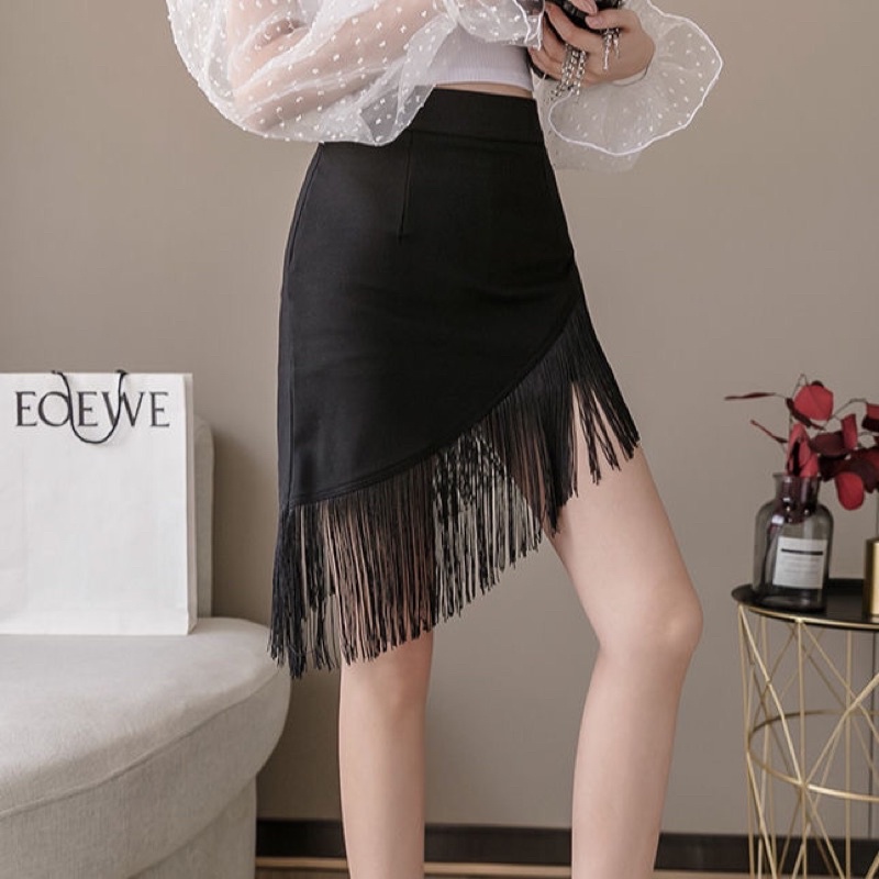 Váy khiêu vũ hàng có sẵn