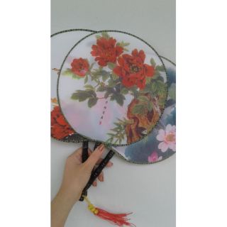 Quạt tròn cổ trang giá rẻ