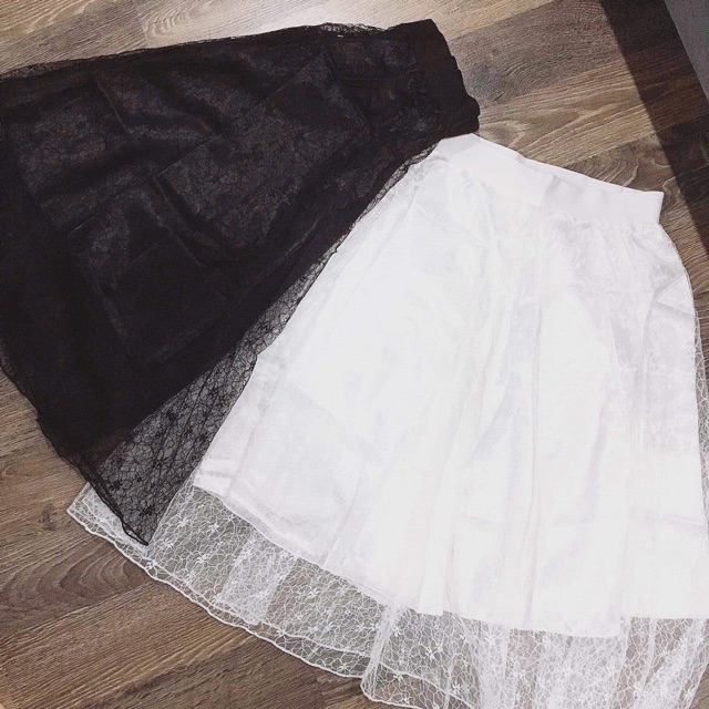 Chân váy ren hoa tiểu thư dáng xoè flo skirt 2 lớp có lót bên trong