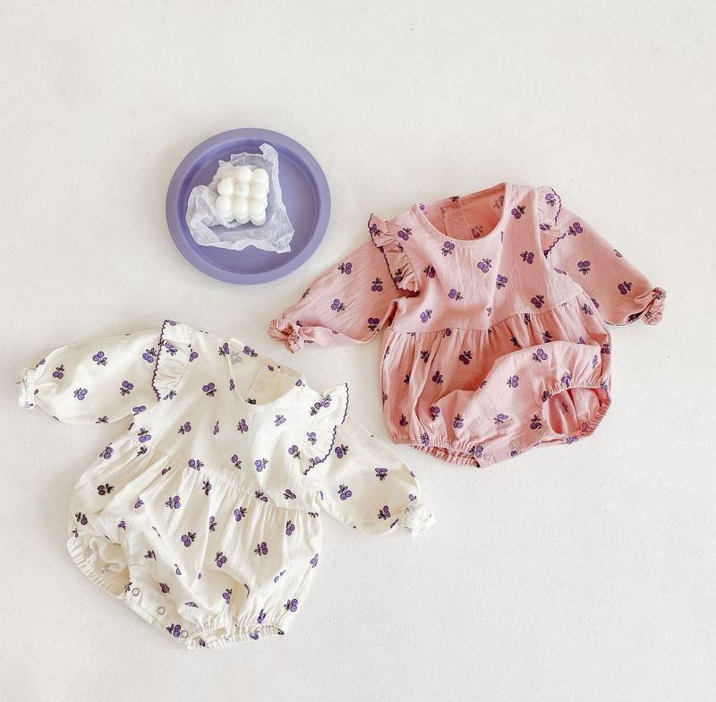 Bộ Áo Liền Quần Tay Dài In Hình Quả Cherry + 2 Mũ Thời Trang Mùa Thu Cho Bé Gái Sơ Sinh