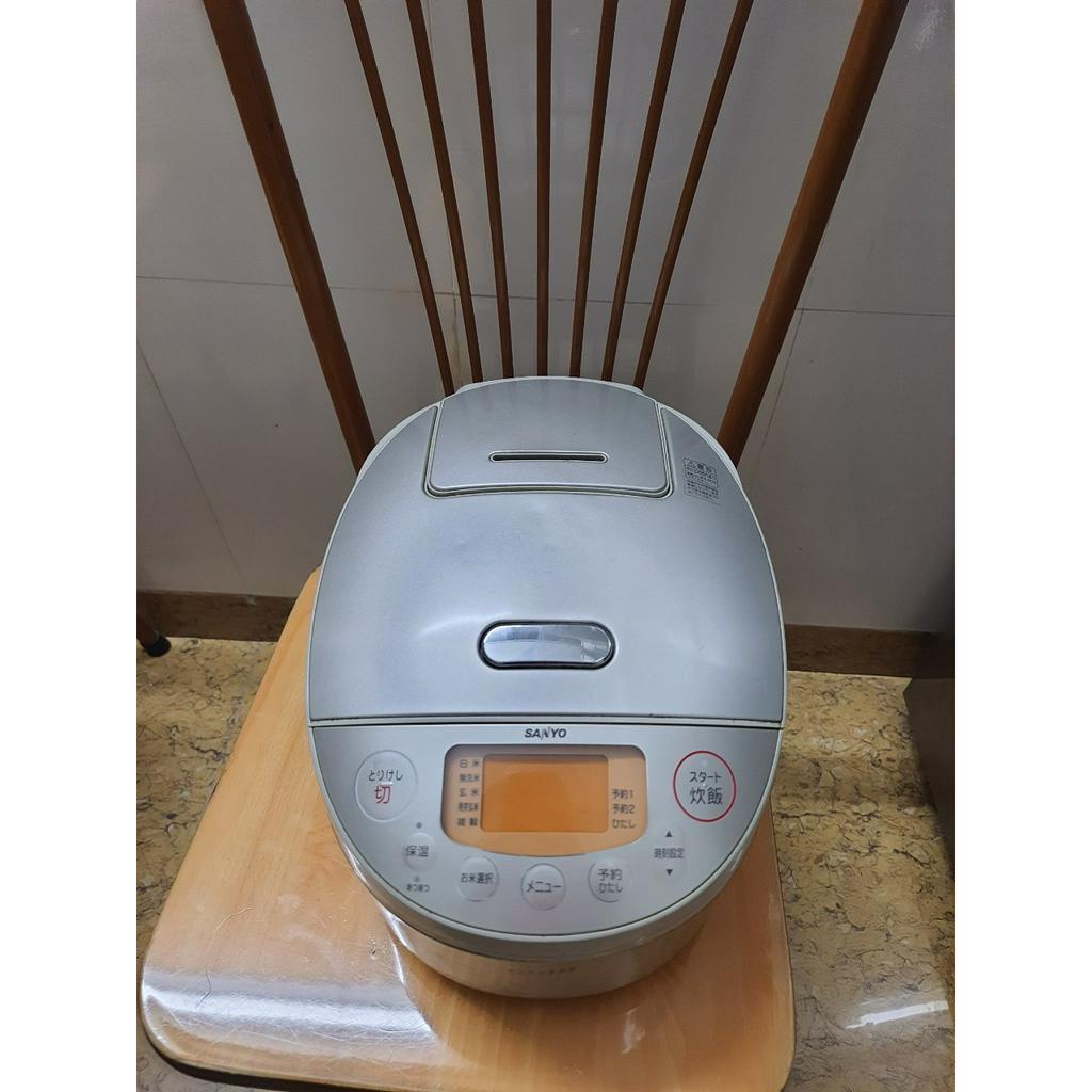Nồi cơm điện cao tần áp suất Sanyo xoài 1L nhật bãi