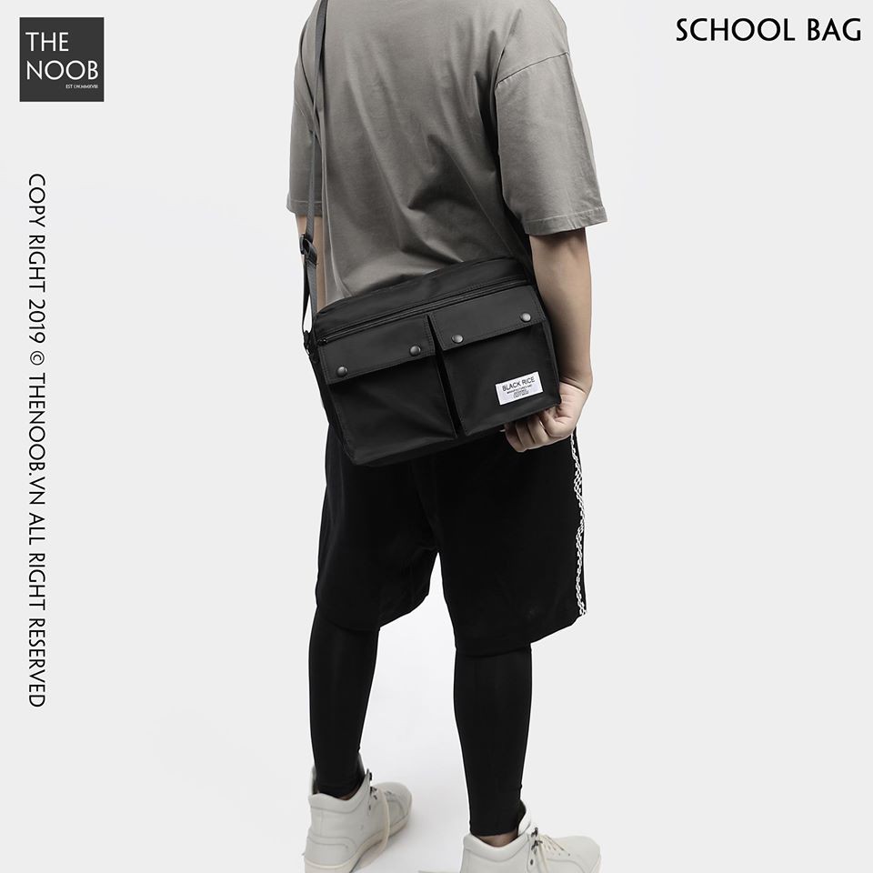 Cặp Đeo Chéo Màu Đen - 2020TC02 | BigBuy360 - bigbuy360.vn