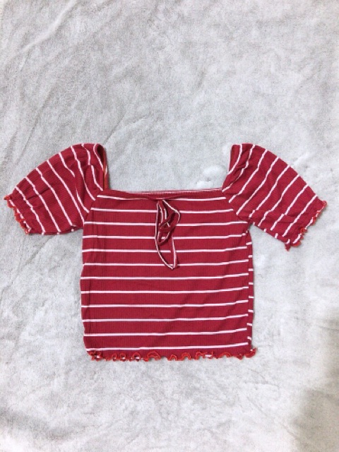 Áo croptop kẻ sọc