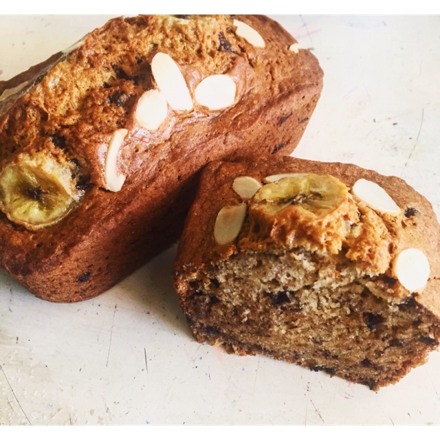BÔNG LAN CHUỐI SÔCÔLA( chocolate banana cake)
