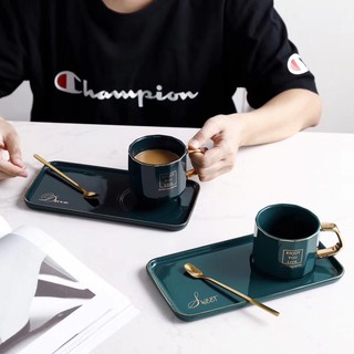 Set cốc đĩa sứ tặng thìa vàng xinh xắn