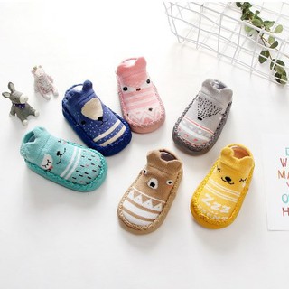 Giày tất tập đi cổ thấp chống trượt cho bé