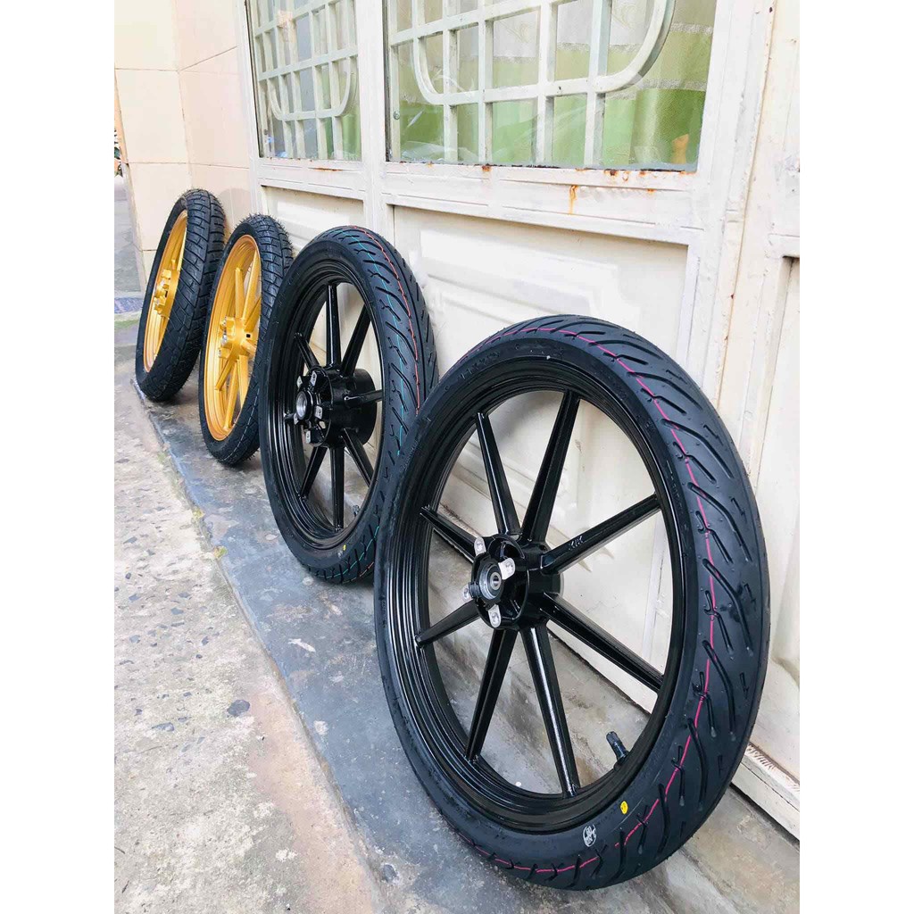 Cặp Vỏ Maxxis 6002 chữ vàng size 70 - 80/17 “ không ruột “ " xe số " bám đường