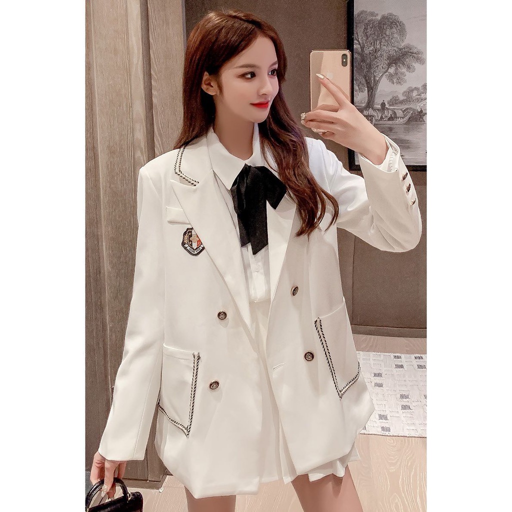 Bộ áo khoác + áo + chân váy xếp ly thời trang xinh xắn cho nữ