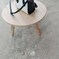 Bàn  trà  tròn  vân gỗ
