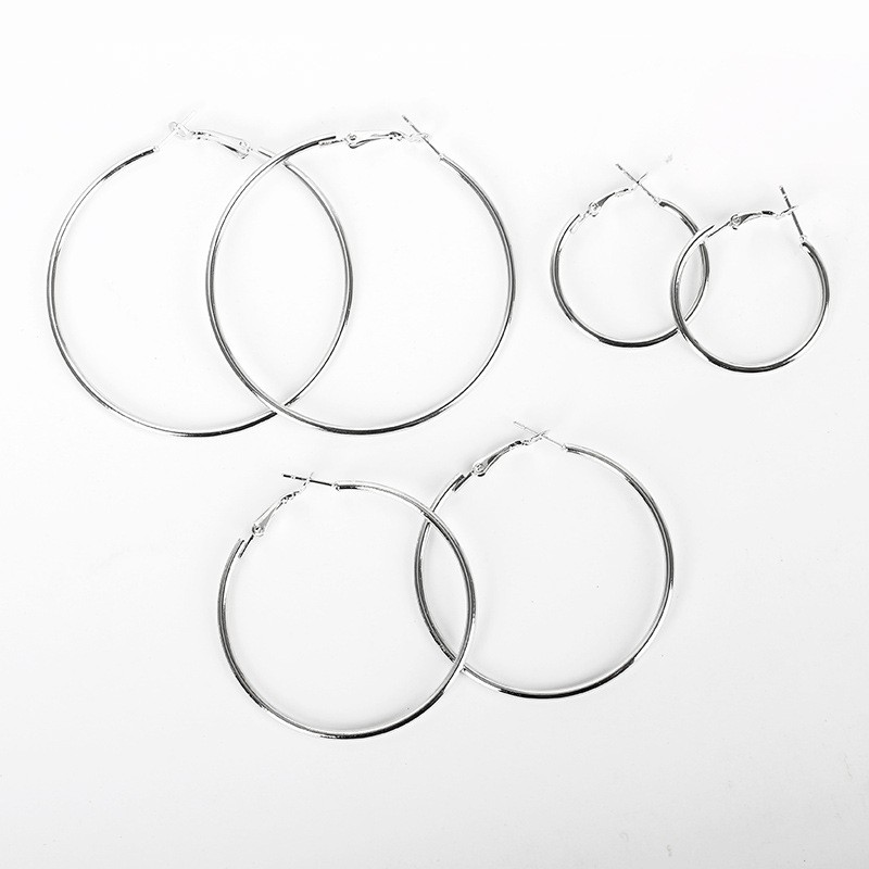 Khuyên tai làm từ thép không gỉ thời trang