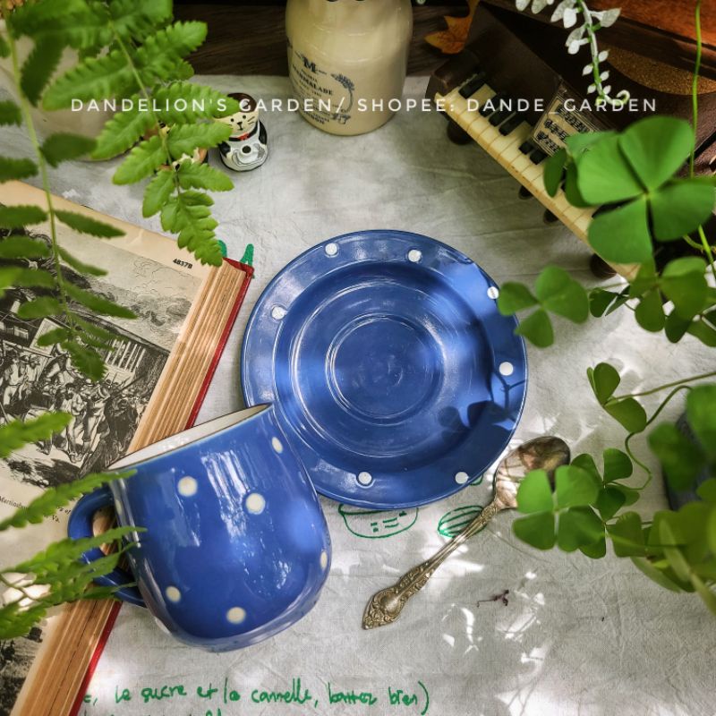 Set trà chấm bi xanh vintage