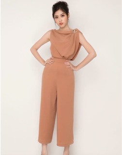 Jum lửng kèm tag cổ đổ