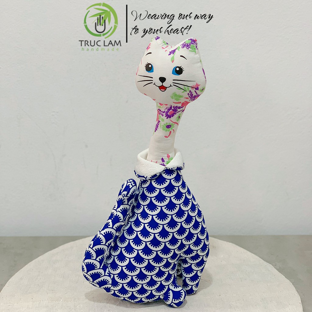 Đồ Chơi Cho Bé Thú Nhồi Bông Hình Con Mèo Cao Cổ Vải Hoa Bông Gòn Cao Cấp - Trúc Lâm Handmade