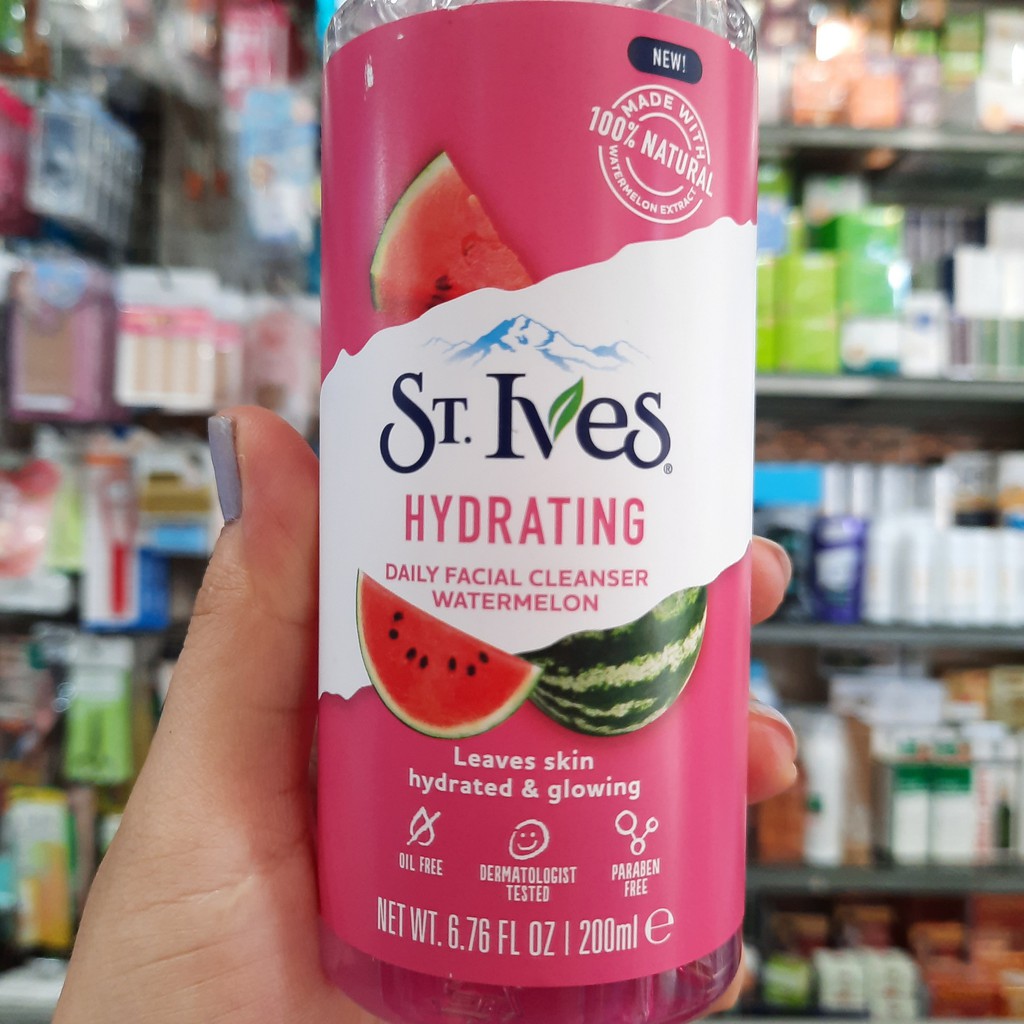 Sữa Rửa Mặt Dạng Gel Chăm Sóc Dịu Nhẹ Cho Da Hàng Ngày ST.Ives Daily Facial Cleanser (DƯA HẤU - DƯỠNG ẨM) 200ml