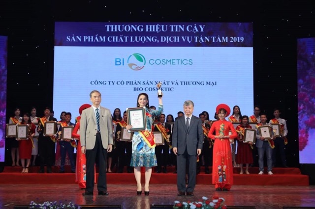 [BÁN HÒA VỐN-SỞ Y TẾ ĐÓNG DẤU] Xịt Sát khuẩn rửa tay khô Biocos cho tay-khẩu trang-vật dụng | BigBuy360 - bigbuy360.vn