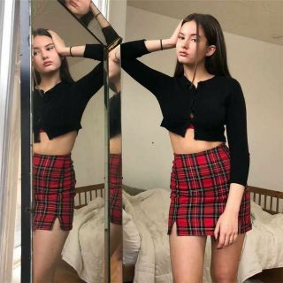 Chân váy đỏ caro xanh dáng bút chì ngắn trẻ trung hot insta (sẵn ib)