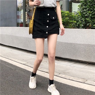Chân váy đắp chéo nút có quần trong