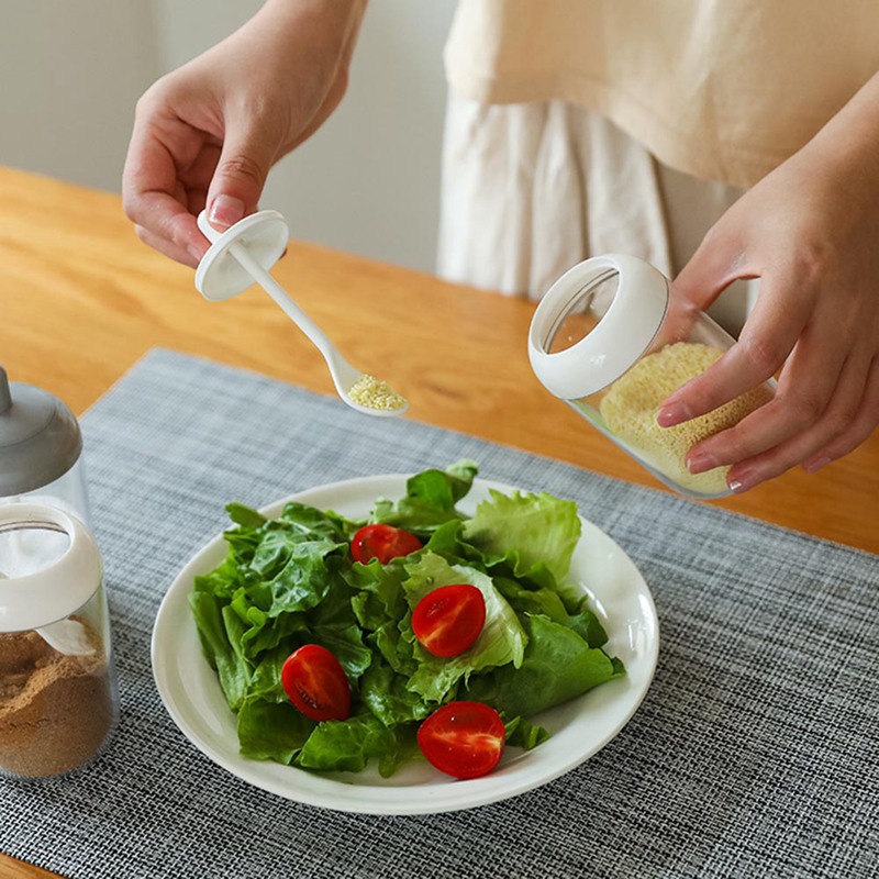 Lọ đựng gia vị trong suốt chống ẩm mốc kèm muỗng tiện lợi cho nhà bếp