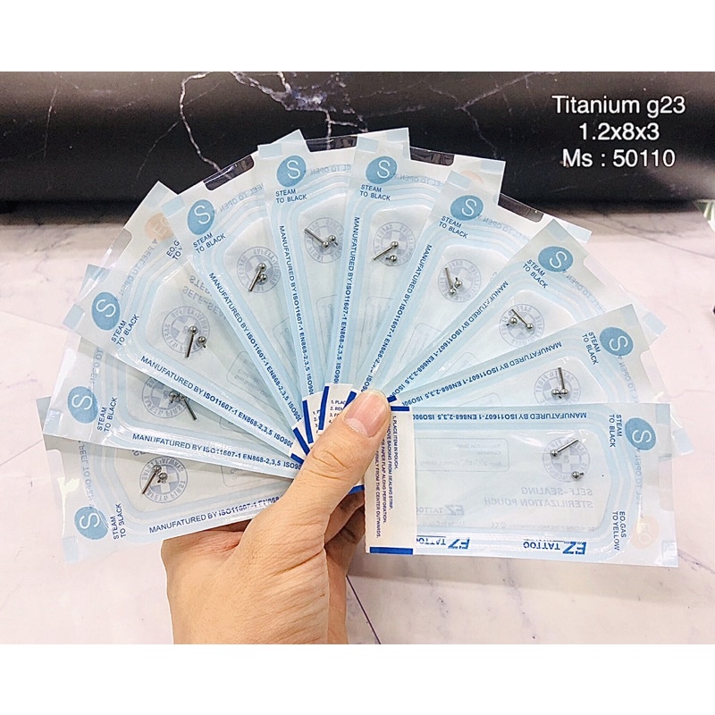 Khuyên 2 đầu bi / titanium G23