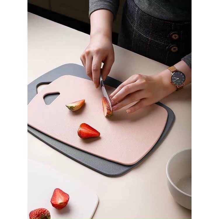 Thớt kháng khuẩn chống trơn trượt sét 3 cái chất liệu nhựa cao cấp an toàn tiện dụng