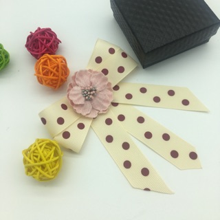 Nơ cài áo đính hoa handmade- Hn83