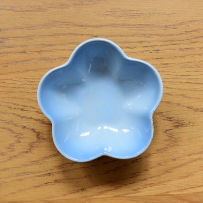 Đĩa hoa sâu lòng LCreuset, chất liệu gốm sứ, size 12cm dùng đựng các món ăn, trang trí decor bàn ăn, đựng gia vị99