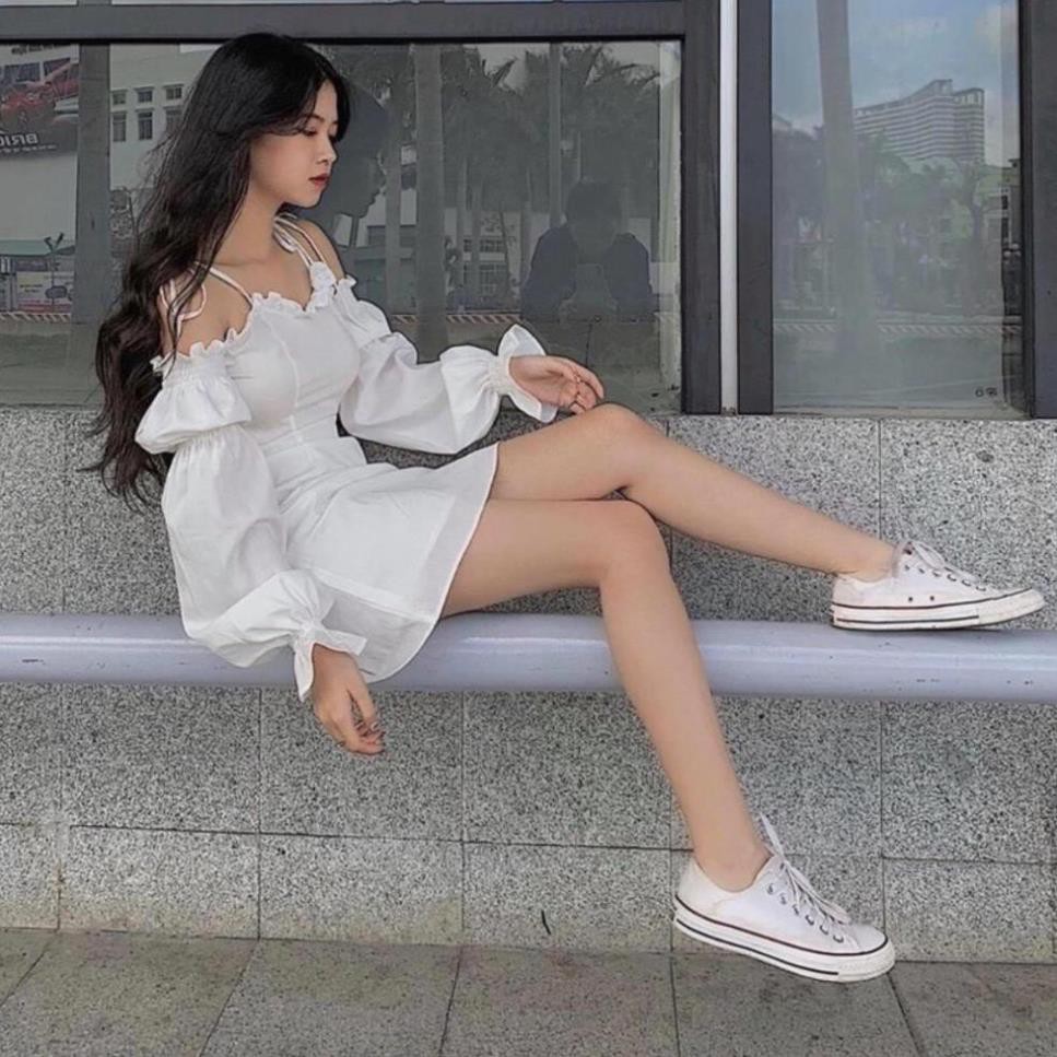 Đầm trắng trễ vai dạo phố so cute | BigBuy360 - bigbuy360.vn
