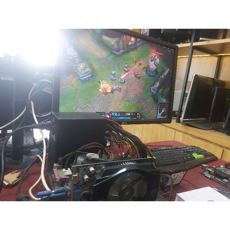 Combo chơi LOL học online giá rẻ mượt mà !