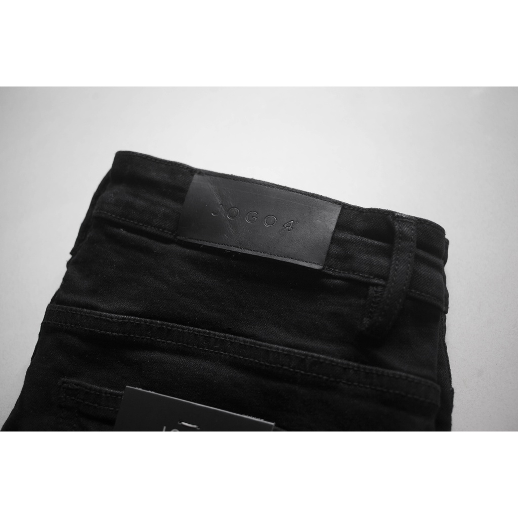 Quần Jeans màu đen trơn