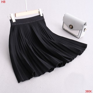Váy len dập ly màu ghi xám - đen
