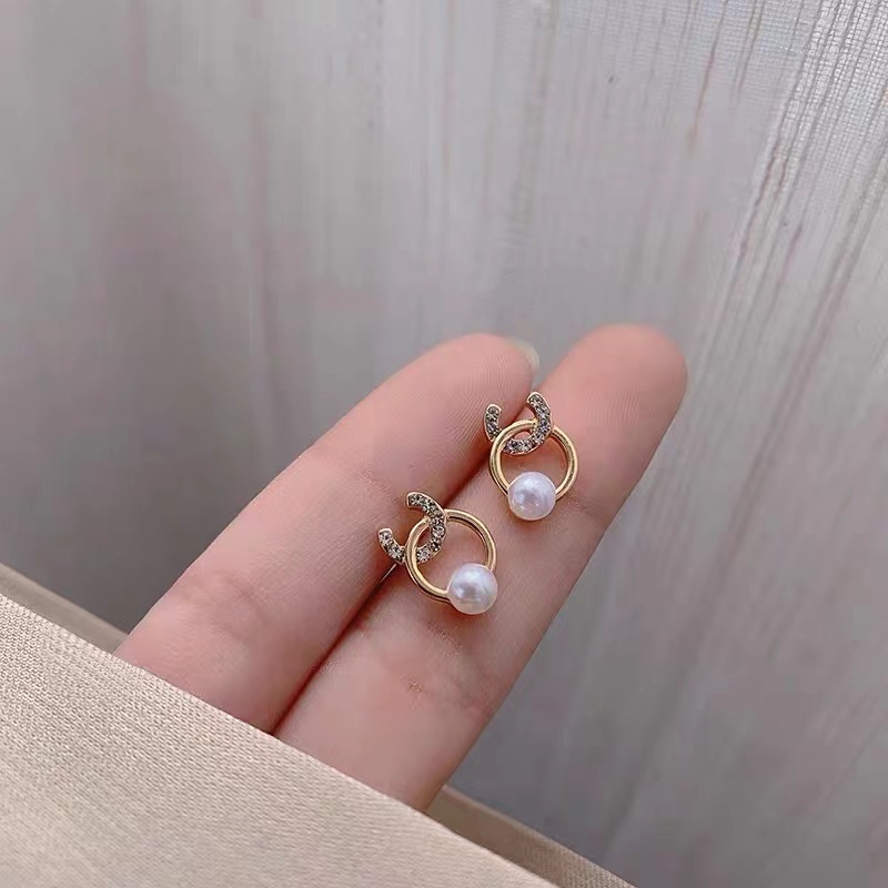 Bông Tai Chữ C Đính Đá Và Ngọc Trai Giả Thời Trang Thanh Lịch Cho Nữ