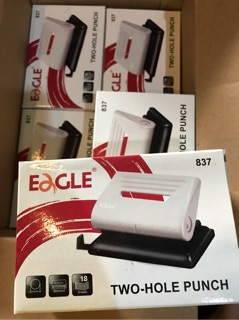 Bấm 2 lỗ Aegle
