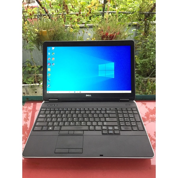 Laptop Cũ Dell Precision M2800 Core I7-4810MQ Ram 8GB SSD 128GB + HDD 500GB VGA AMD Firepro W4170M LCD 15.6'' inch