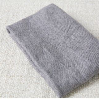 Set mũ len tai thỏ và khăn