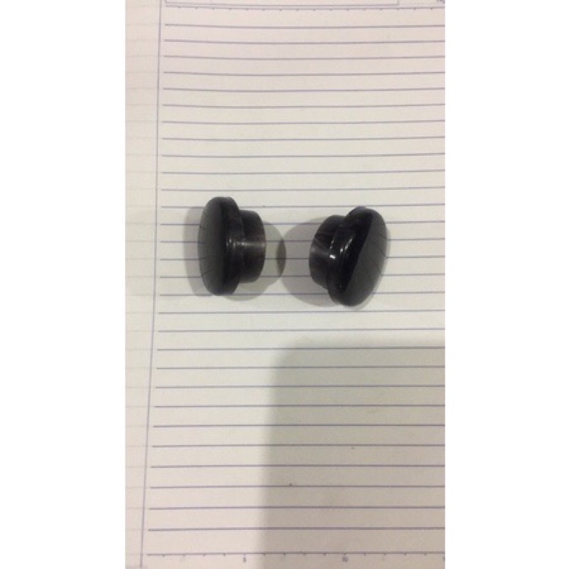 Nút nhựa nắp càng sau xe dream 50, dream việt 100, dream thái 100, cup 81 82