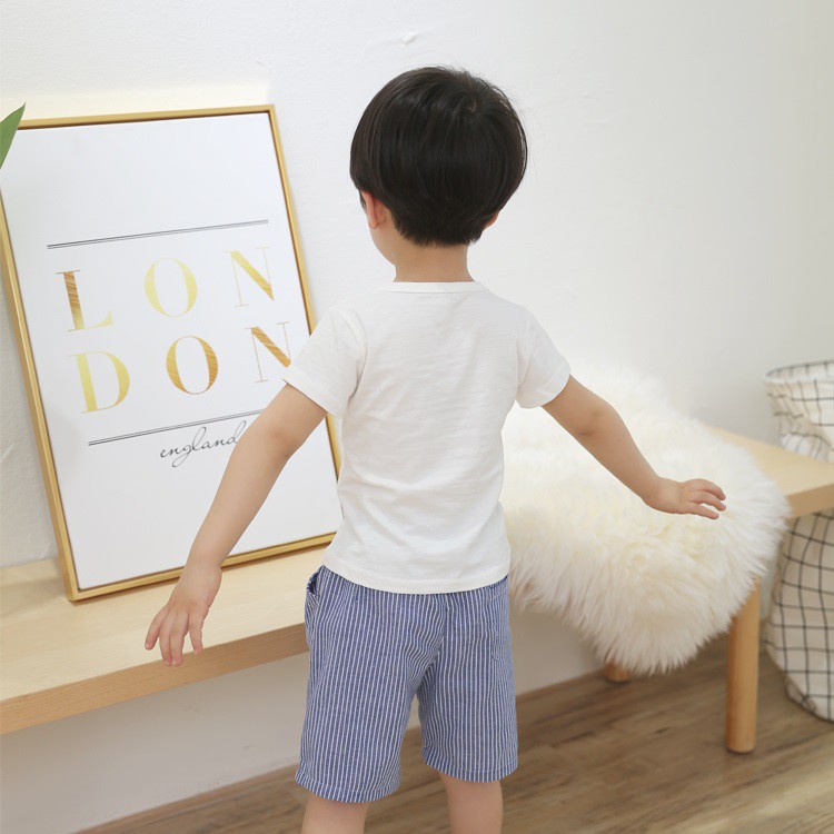Set áo thun tay ngắn in hình khủng long + quần đùi thoải mái cho bé trai