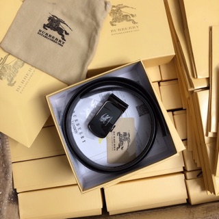 Nịt Burberry xịn xò